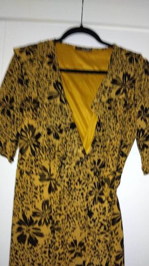 Quiz Ladies wrap around Dress