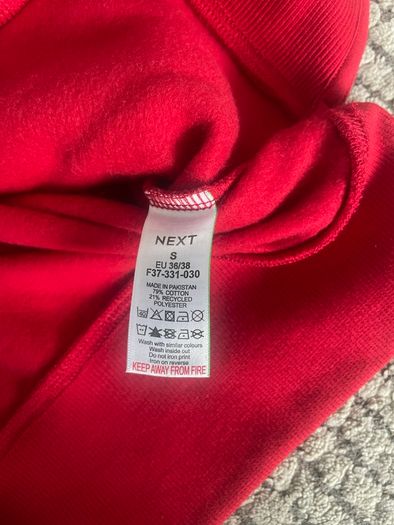 Beatles red jumper small