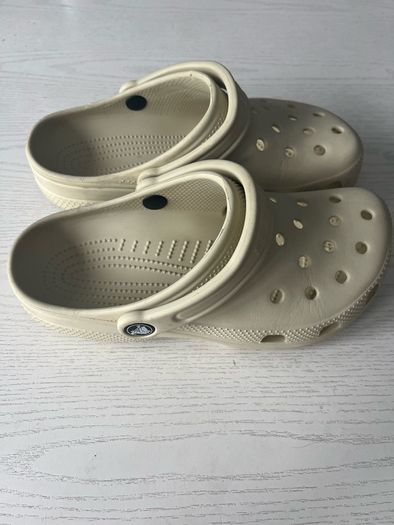 Cream Kids Crocs J4 (EU36/37)