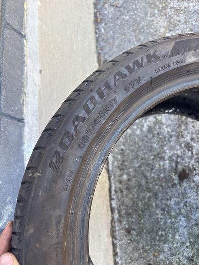 235/45/17 Firestone roadhalk
