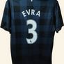 Man Utd ( Retro/ Evra 3 ) Jersey , Size : Xl. Image 2
