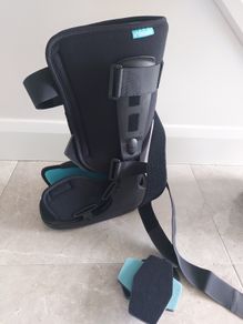 Walker boot size 8 UK, New