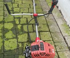 Strimmer / Brush cutter