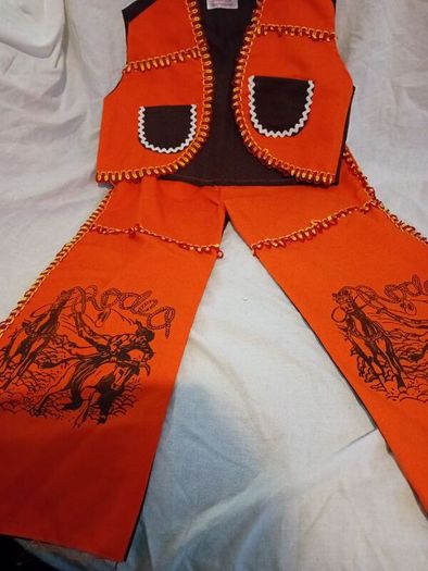 Costume