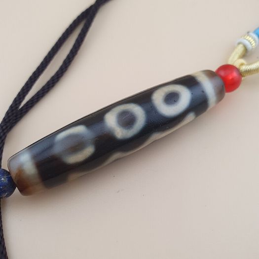 Vintage 5 Eyes Agate Bead Amulet pendant Necklace