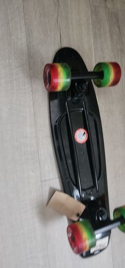 Sunset Led Light Complete Cruiser Skateboard - Black Rasta NRP 120 Eur
