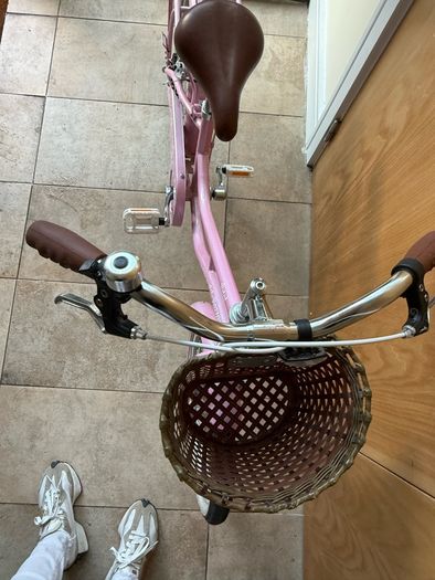 Girls bike with basket 18 inch