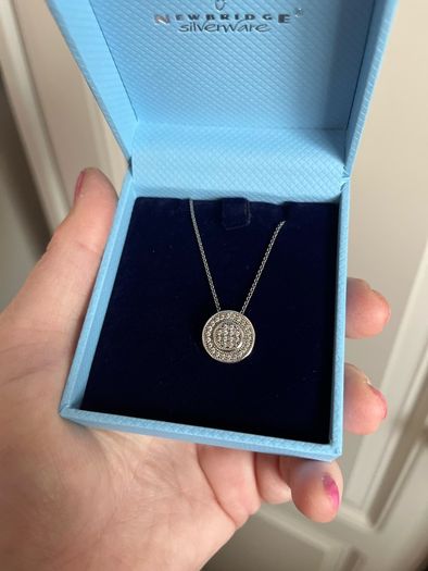 Silver CZ round pendant necklace
