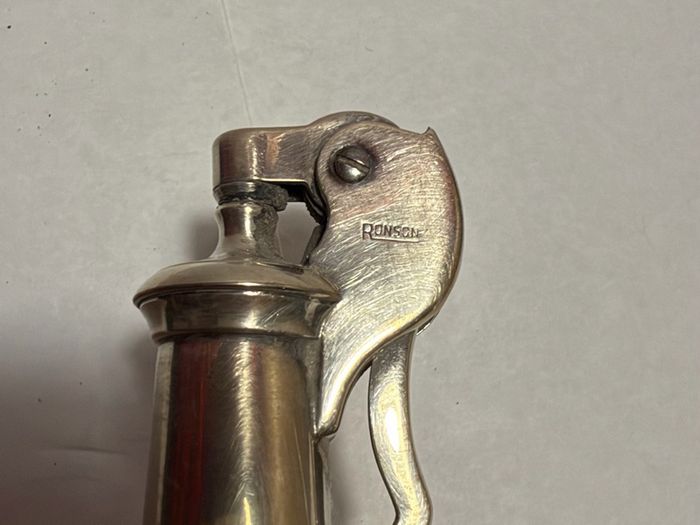 Ronson Decanter Deluxe Lighter
