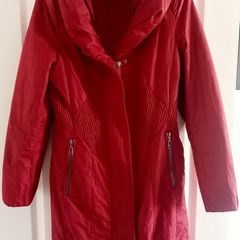 Red Creenstone coat