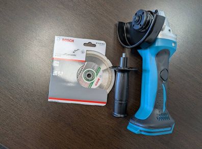 Makita Angle Grinder, 115 mm (cordless)