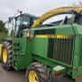 John Deere 6910 Image 4
