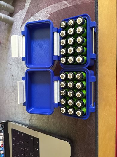 30 Amazon AA rechargeable batteries with 3D printed cases
