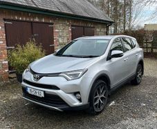 Toyota RAV4 Luna Sport 2016