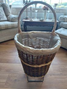 Log basket