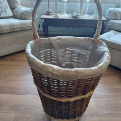 Log basket