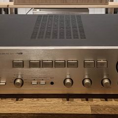 Luxman A-377 integrated stereo amplifier hifi High End
