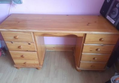Chest of drawers study desk