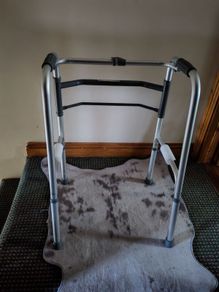 Folding walking frame