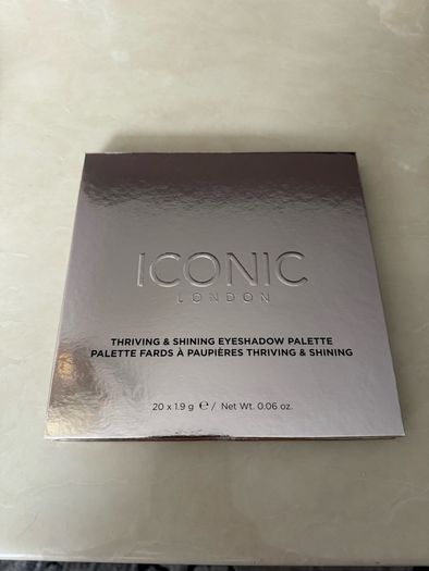 Iconic London Thriving and Shining Eyeshadow Palette
