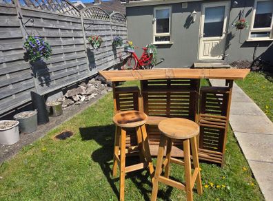 outdoor bar
