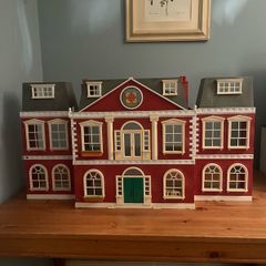 Vintage sylvanian Familes Grand Regency hotel Dollhouse