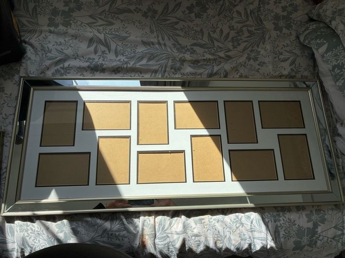 multi picture  frame