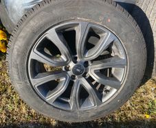 Range Rover evoque 18 inch alloy wheels gunmetal grey