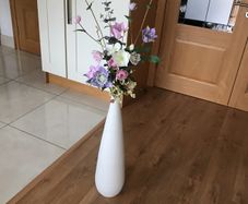 Stunning vase with Silk Flowers (Flowers are from Arnotts so exceptional Quality)