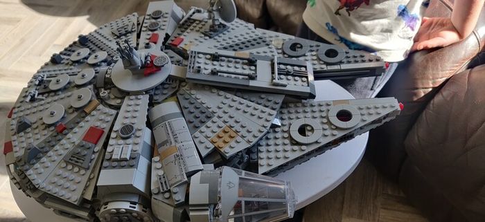 Lego Millennium Falcon