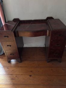 dressing table