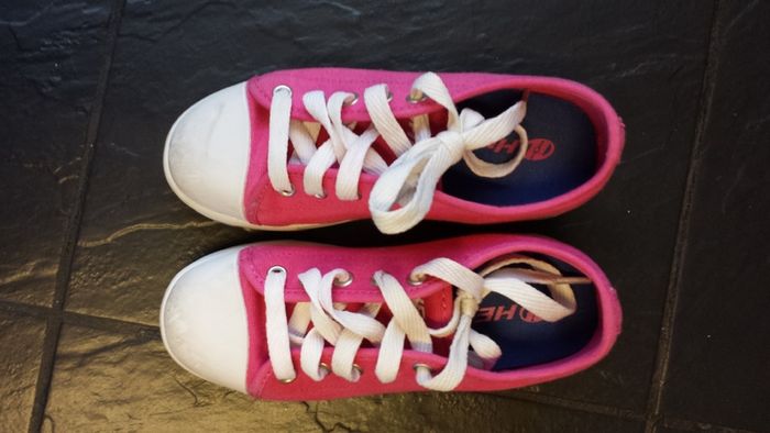 Heelys X2 rolling shoes
