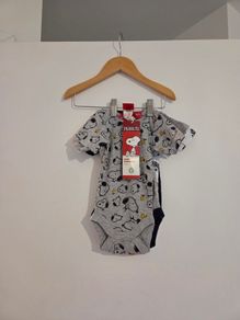 0-3m, With Tags 4 Peanut Snoopy Bodysuits - 100% Organic Cotton