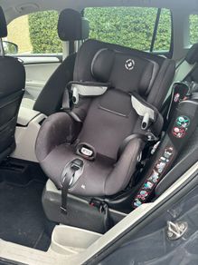 Maxi Cosi Swivel Car Seat