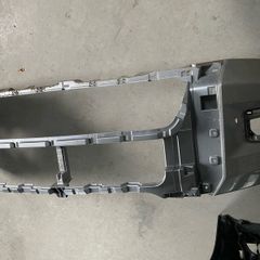 251 Toyota Hilux front bumper