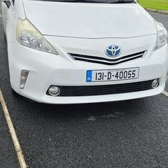 Toyota Prius 2013 Alpha Hybrid 7 Seats