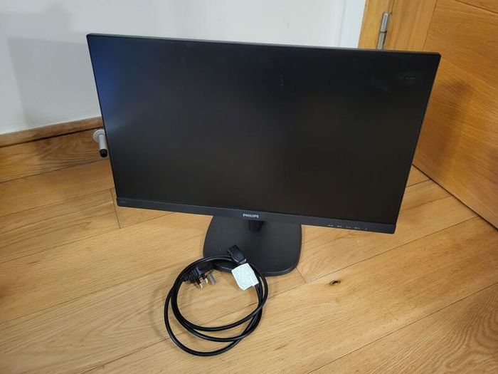 24 inch Philips monitor