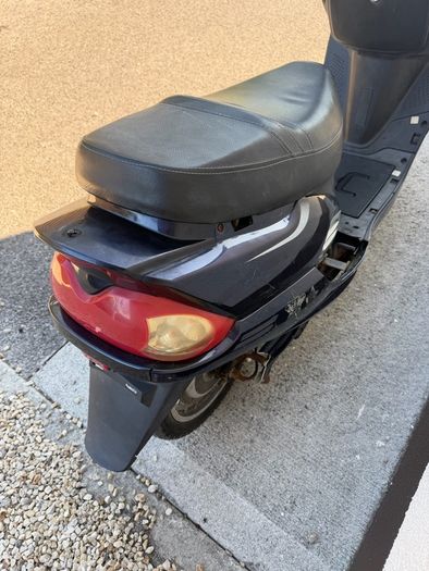 Electric moped