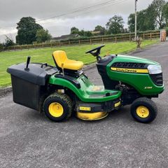 Tractor lawnmower