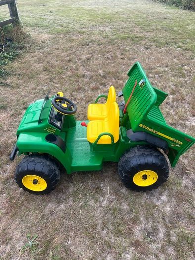 Kids John Deere Gator