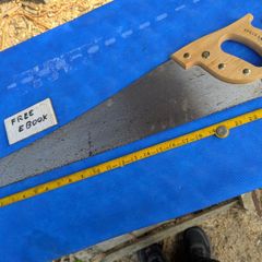 22" Saw by Spear & Jackson