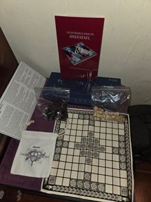 The Viking Game (Hnefatafl) Board Game + Book