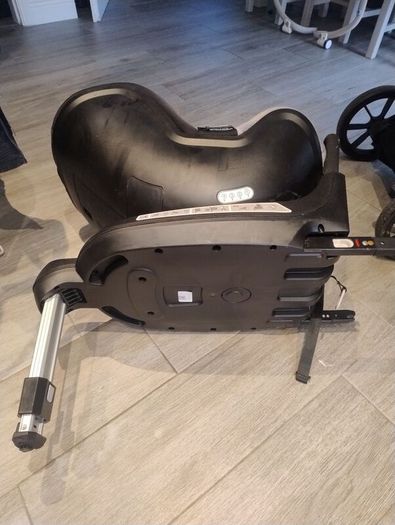 Rotating Car Seat 0-18kg Mountain Buggy Safe Rotate