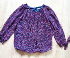 Navy Blouse with hearts  Size 8-12