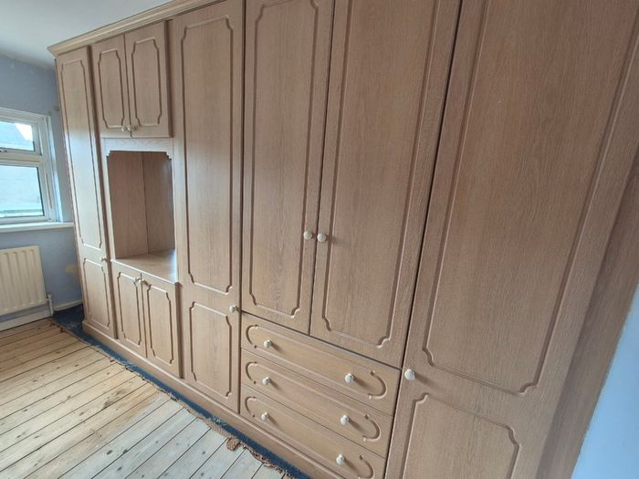 Built in wardrobe