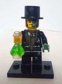 Lego Collectible Minifigures Series 9 COL09-014: Mr. Good & Mr. Evil (2013) Price includes P&P