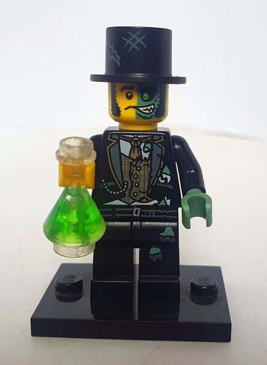 Lego Collectible Minifigures Series 9 COL09-014: Mr. Good & Mr. Evil (2013) Price includes P&P