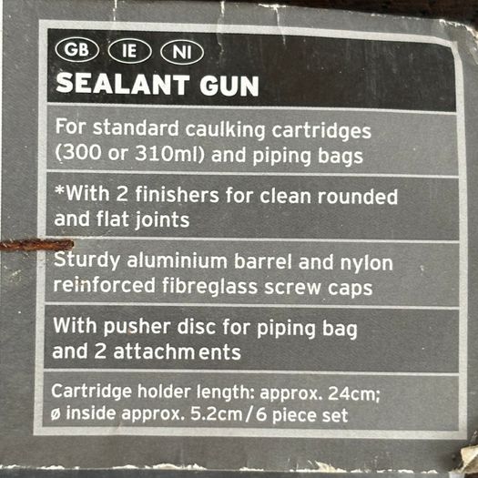 Caulking gun