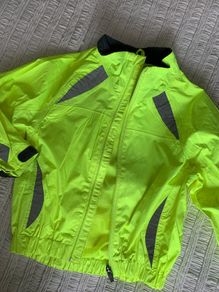 Boys light jacket like new size 5-6 years old