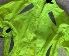 Boys light jacket like new size 5-6 years old